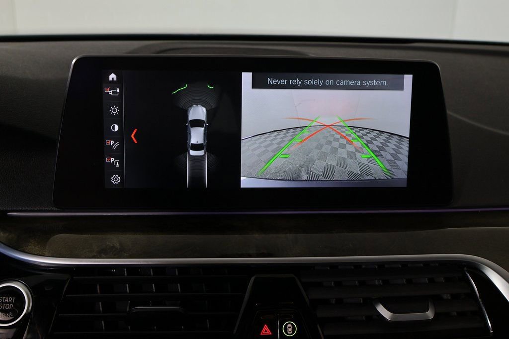 Used 2019 BMW 530i xDrive w/ M Sport Package AWD/4WD image 6
