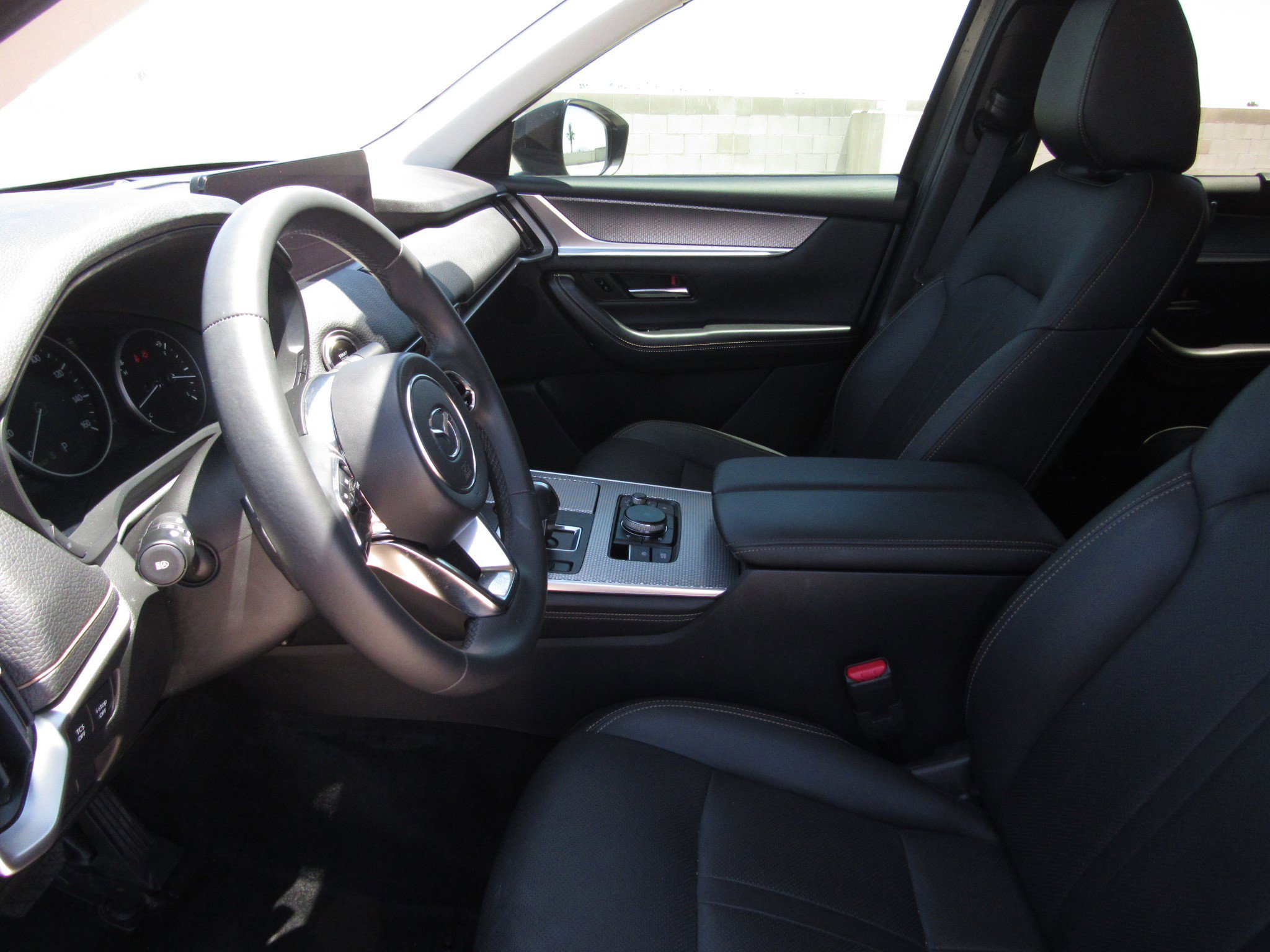 Used 2025 MAZDA CX-70 3.3 Turbo w/ Preferred Package AWD/4WD image 15