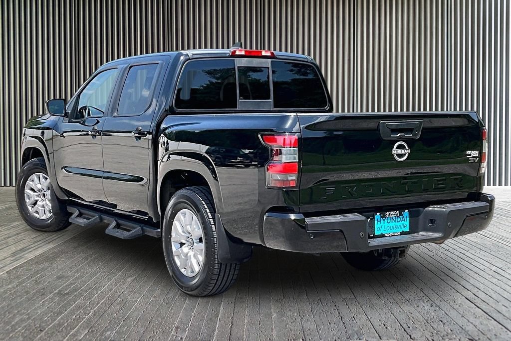 Used 2022 Nissan Frontier SV RWD image 3