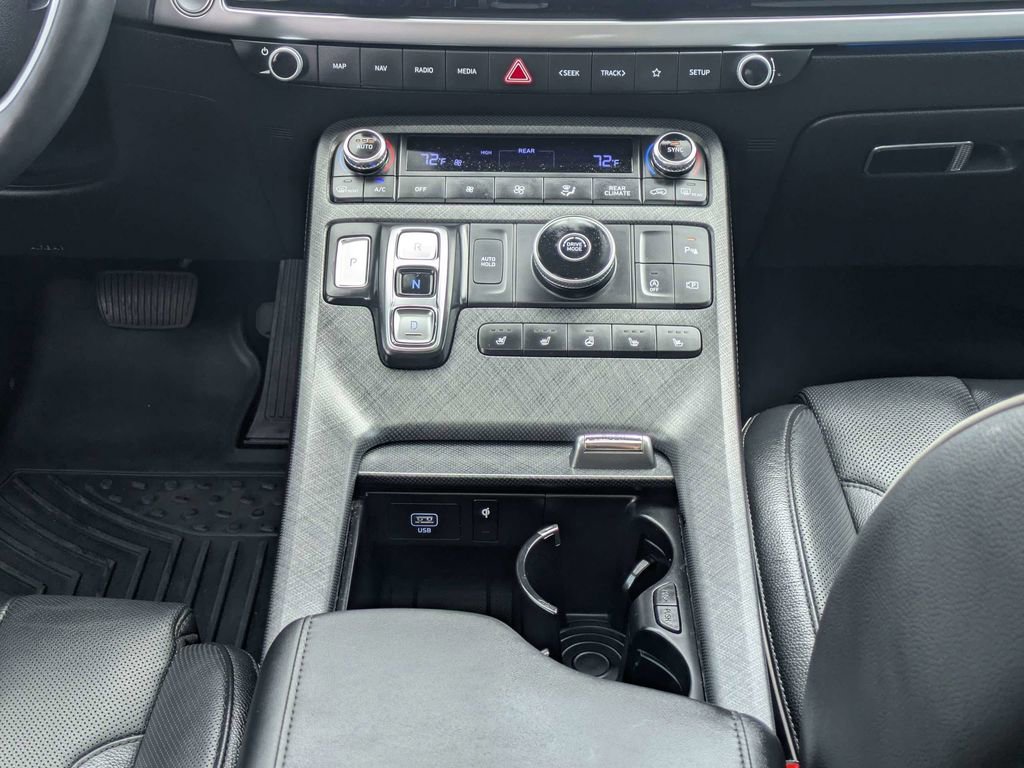 Used 2024 Hyundai Palisade Limited FWD image 20