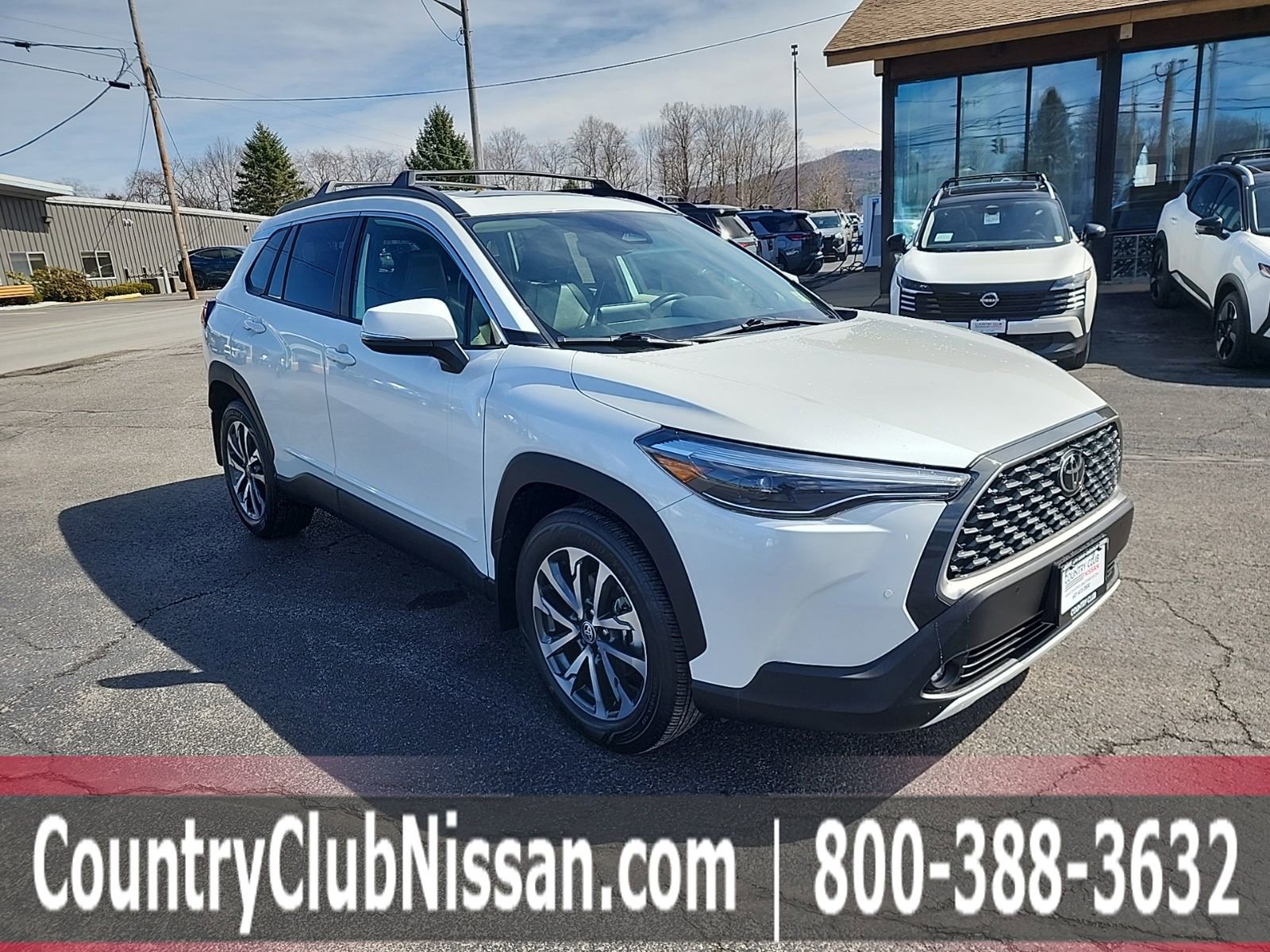 Used 2023 Toyota Corolla Cross XLE w/ Convenience Package image 1