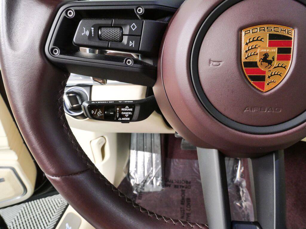 Used 2023 Porsche Panamera 4 AWD/4WD image 10