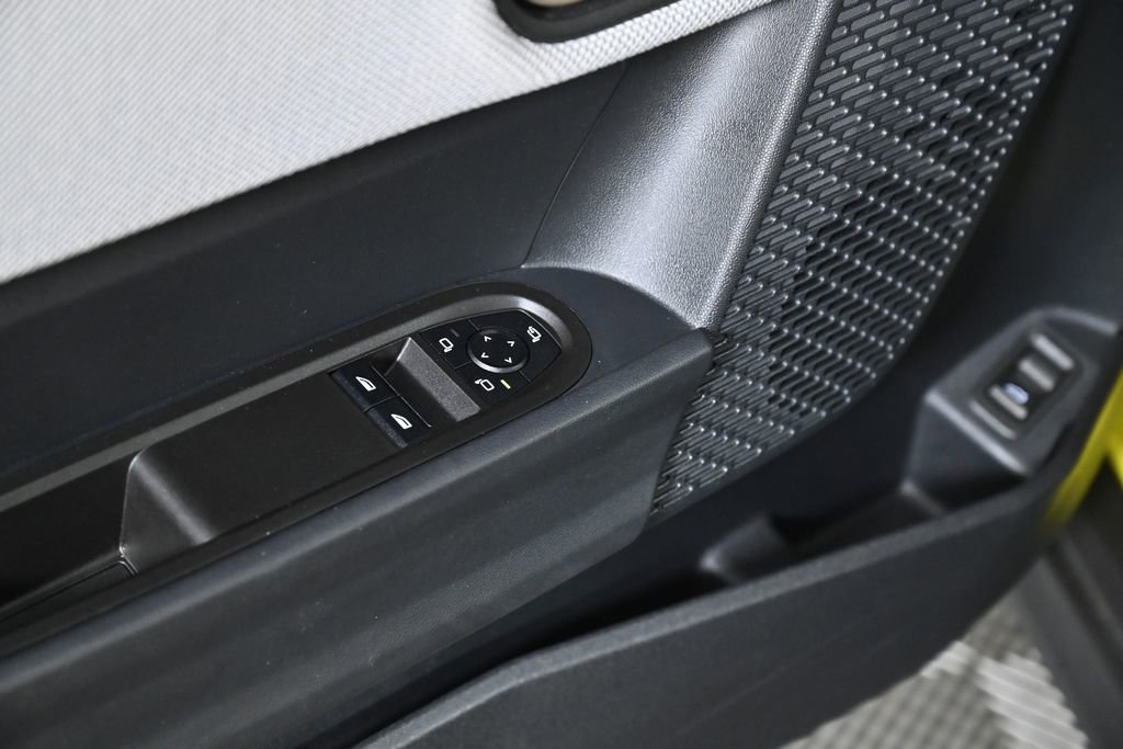 Certified 2025 MINI Cooper S image 22