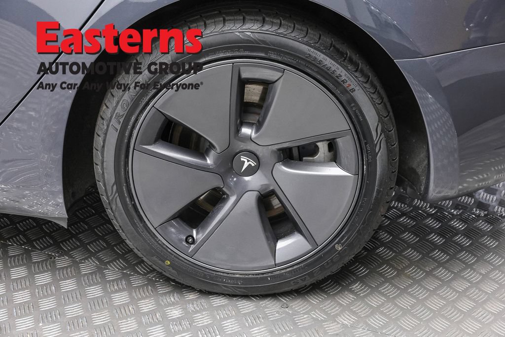 Used 2023 Tesla Model 3 Standard Range RWD image 8
