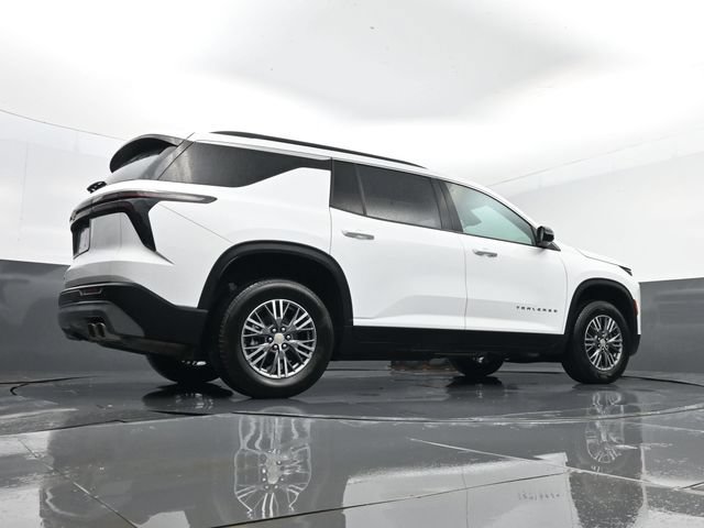 Used 2025 Chevrolet Traverse LT AWD/4WD image 28