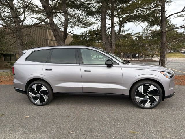 New 2026 Volvo EX90 Ultra image 2