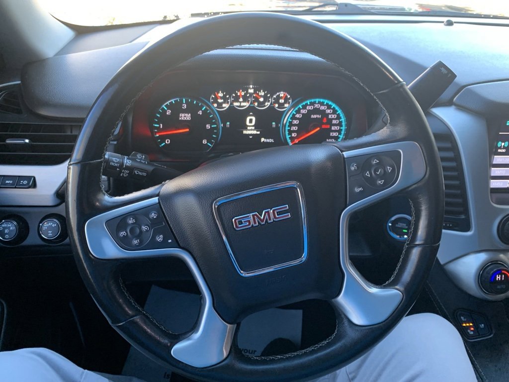 Used 2019 GMC Yukon XL SLT w/ Graphite Performance Edition image 4