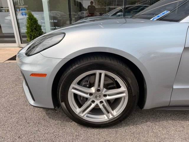 Used 2024 Porsche Panamera RWD image 24