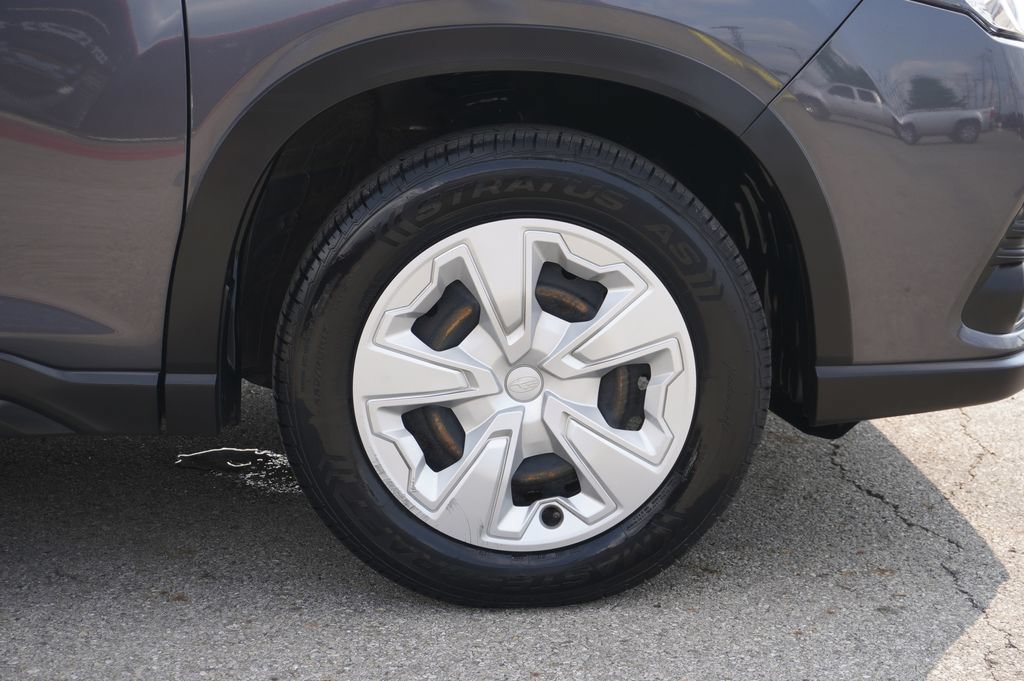 Used 2023 Subaru Forester AWD/4WD image 13