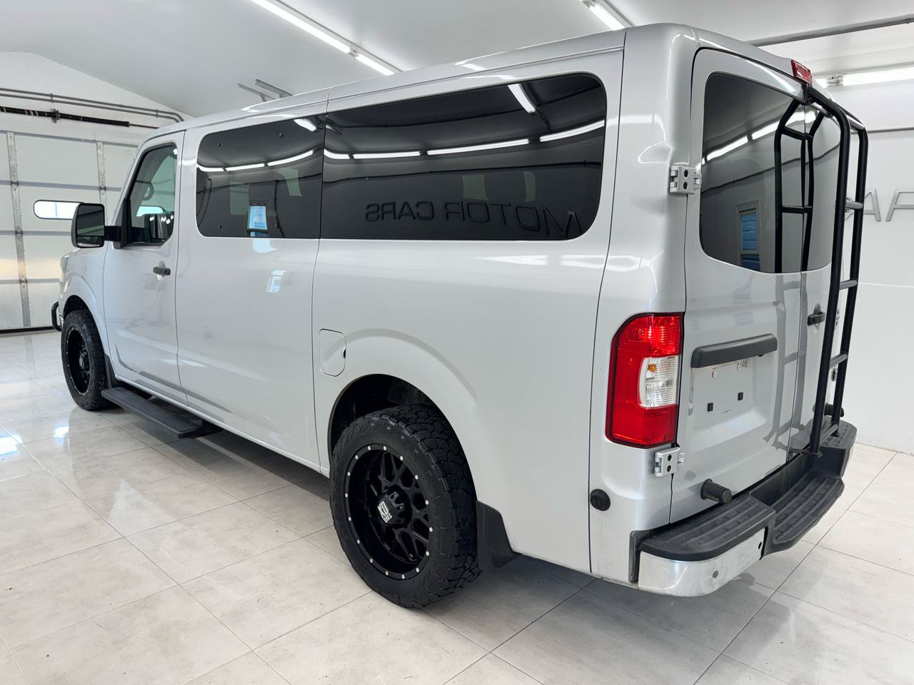 Used 2019 Nissan NV 3500 S RWD image 7
