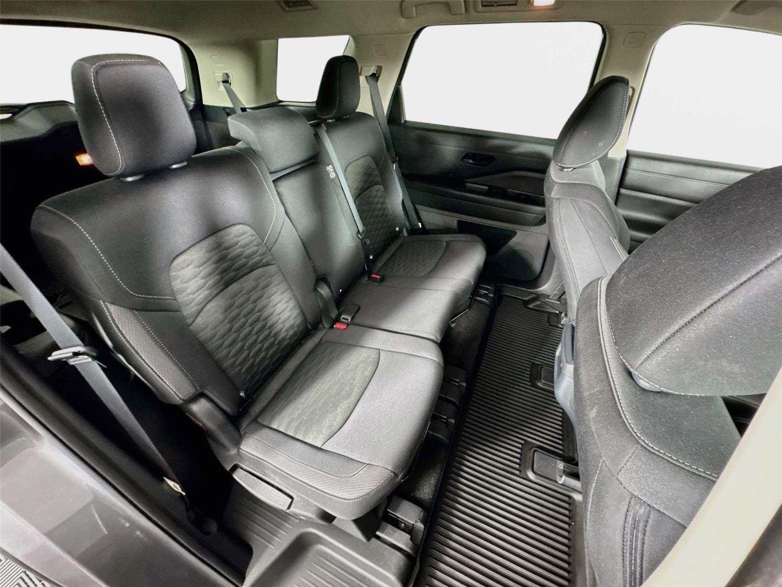 Certified 2024 Nissan Pathfinder S w/ Cargo Package FWD image 24