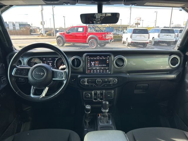 Used 2020 Jeep Wrangler Unlimited Sahara image 9