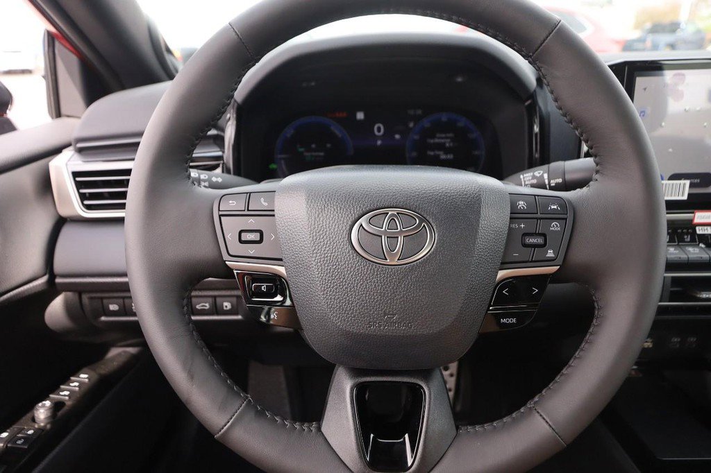 Used 2026 Toyota Camry XSE w/ Premium Package image 11