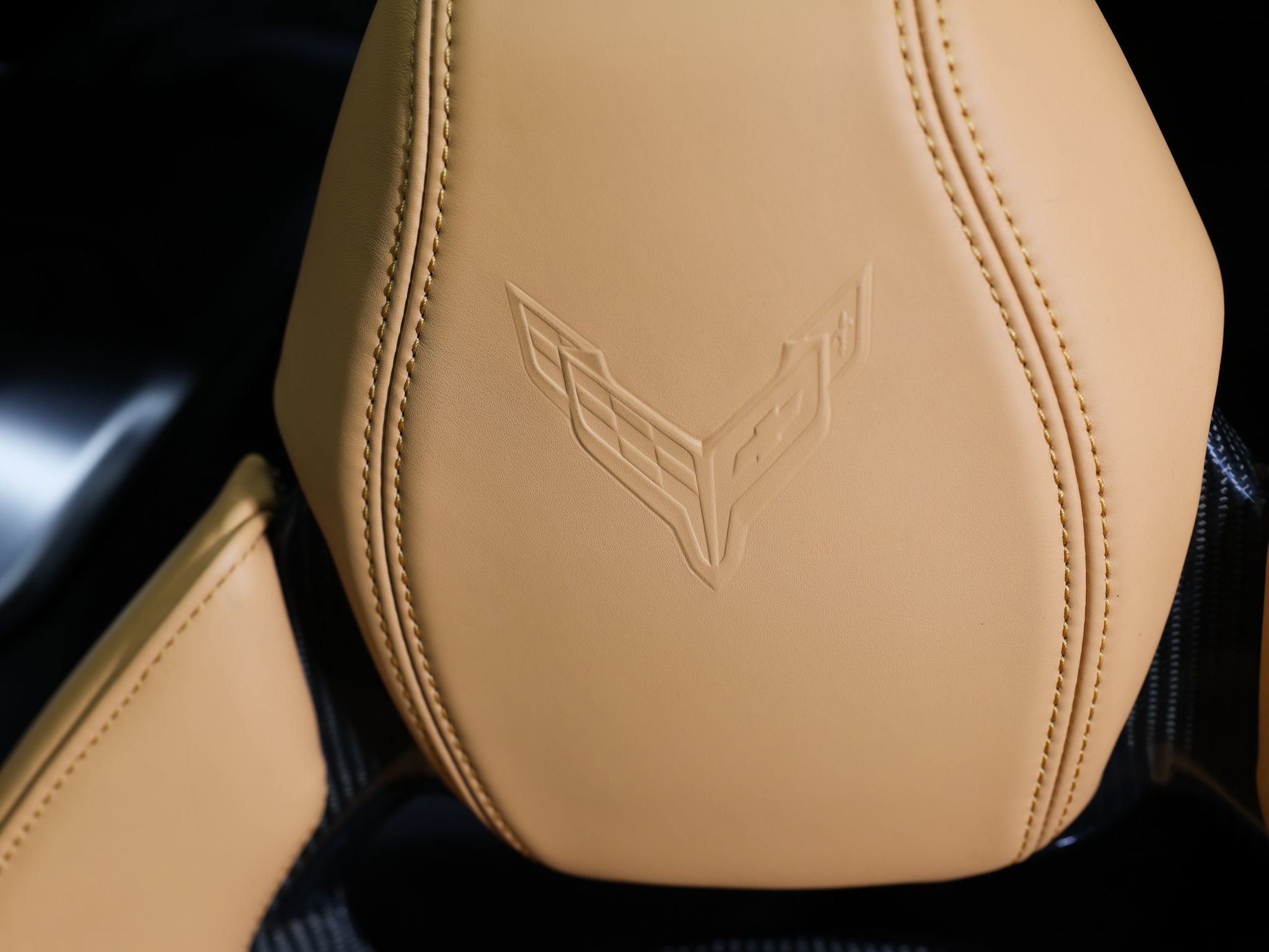 Used 2020 Chevrolet Corvette Stingray Premium Cpe w/ 3LT Preferred Equipment Group image 40