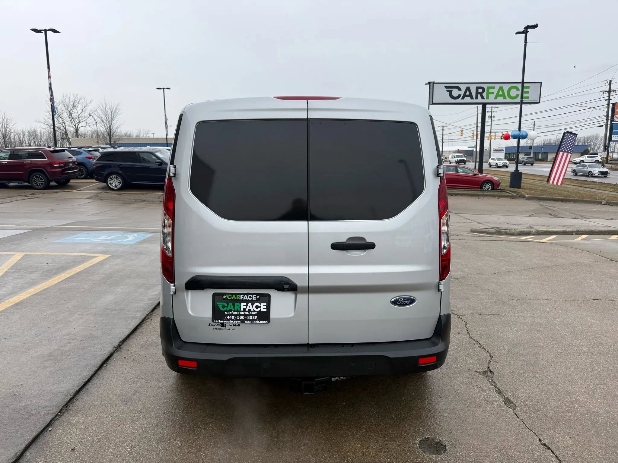 Used 2022 Ford Transit Connect XLT image 10