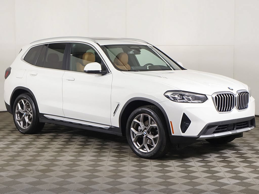 Used 2023 BMW X3 xDrive30i AWD/4WD image 2