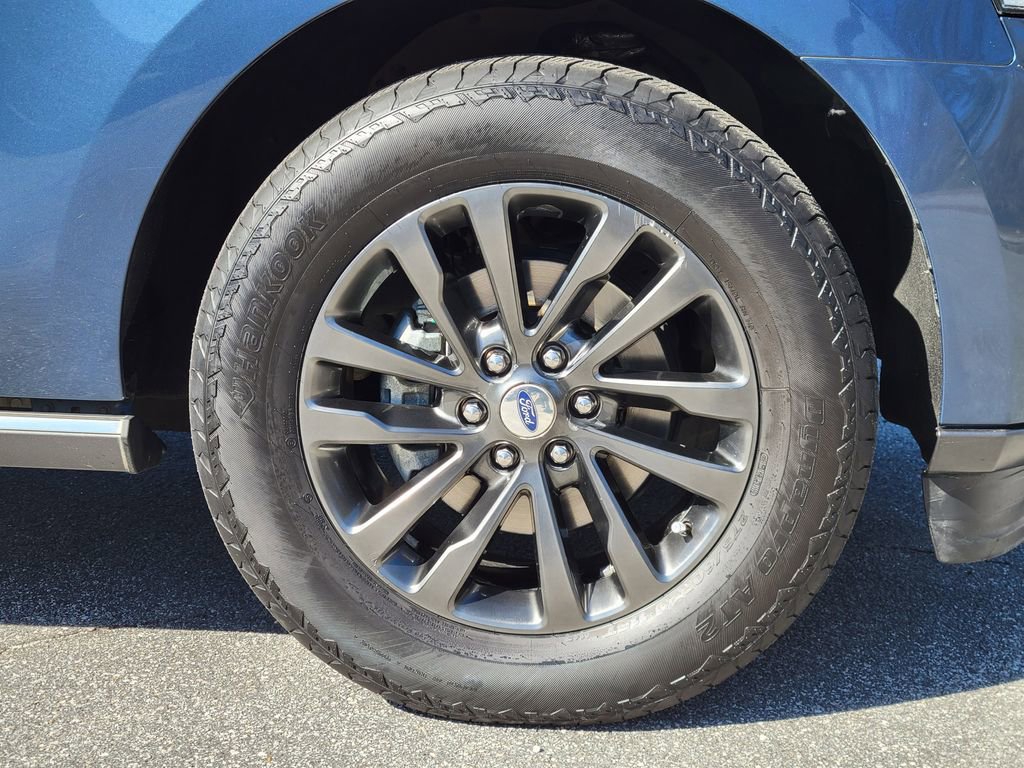 Used 2019 Ford Expedition Limited w/ Equipment Group 301A image 10