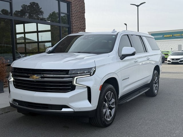 Used 2022 Chevrolet Suburban LT w/ Luxury Package