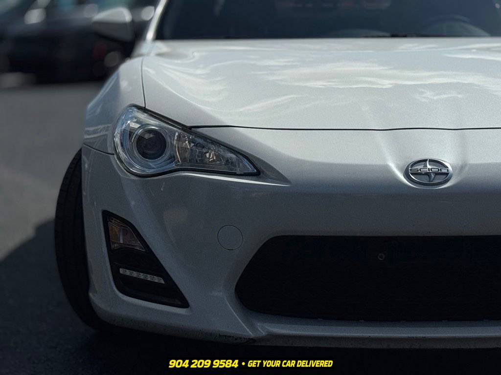 Used 2015 Scion FR-S RWD image 11