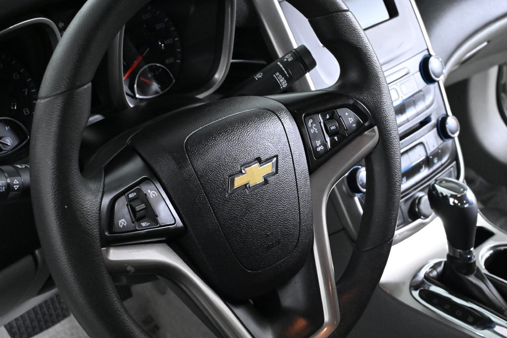 Used 2014 Chevrolet Malibu LS w/ Protection Package FWD image 14