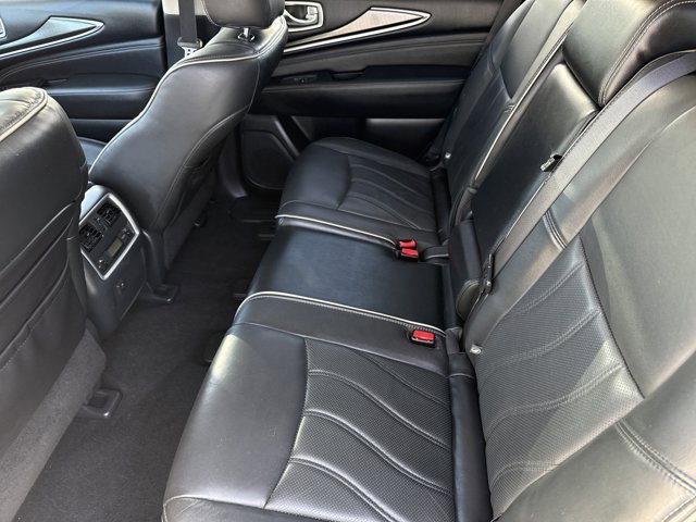 Used 2019 INFINITI QX60 Luxe w/ Essential Package image 15