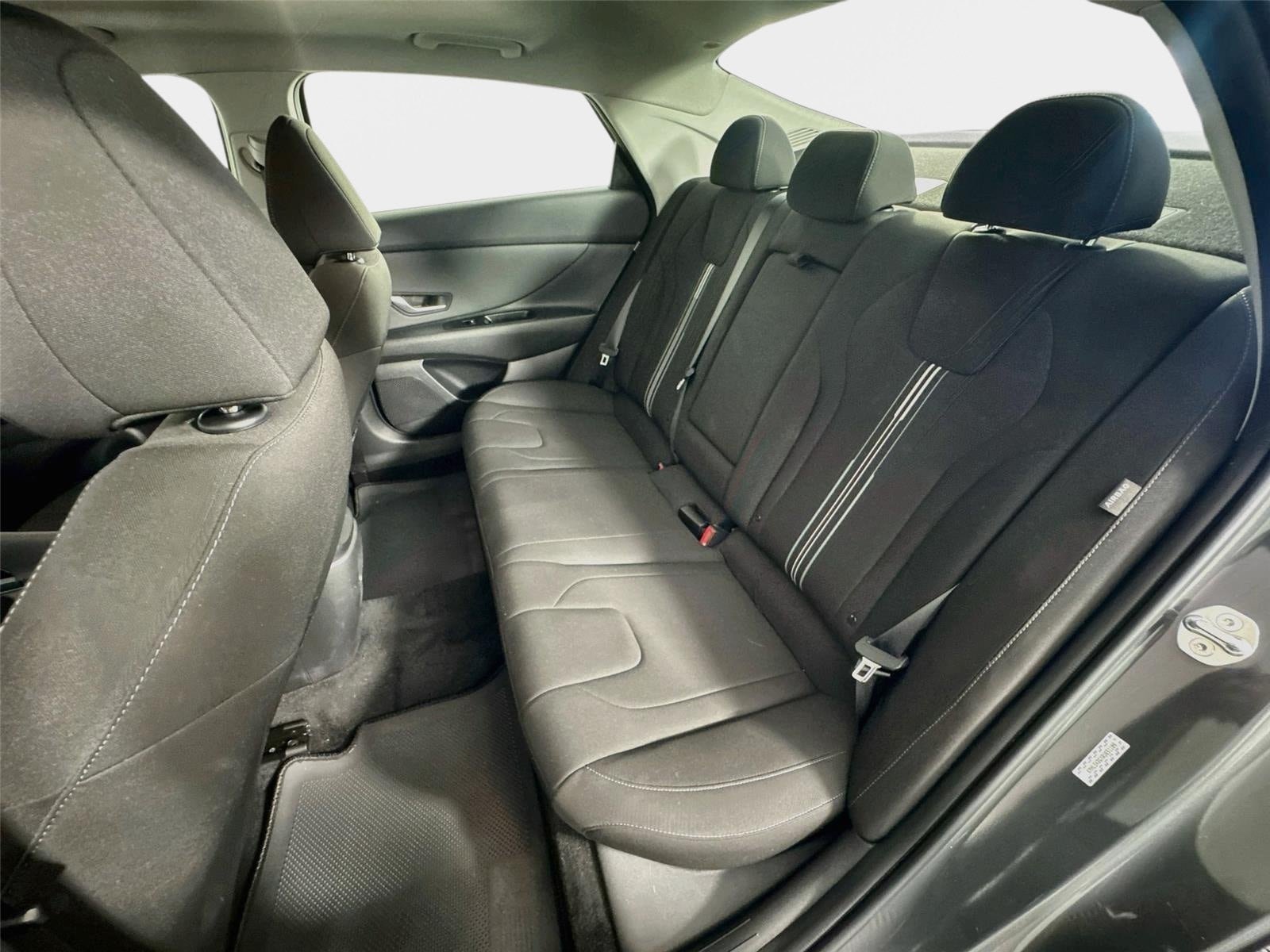 Certified 2024 Hyundai Elantra SEL w/ Convenience Package FWD image 23