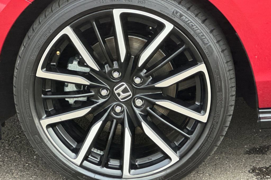 Certified 2024 Honda Accord Touring image 26