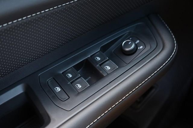 New 2026 Volkswagen Atlas SE image 19