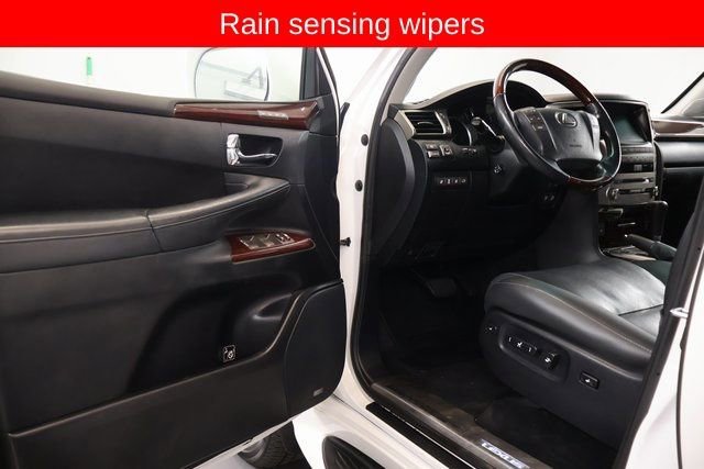 Used 2015 Lexus LX 570 4WD image 9