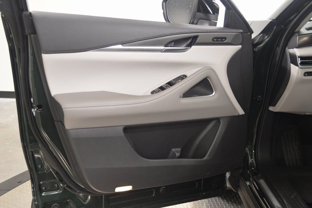 Certified 2026 INFINITI QX60 Luxe image 17