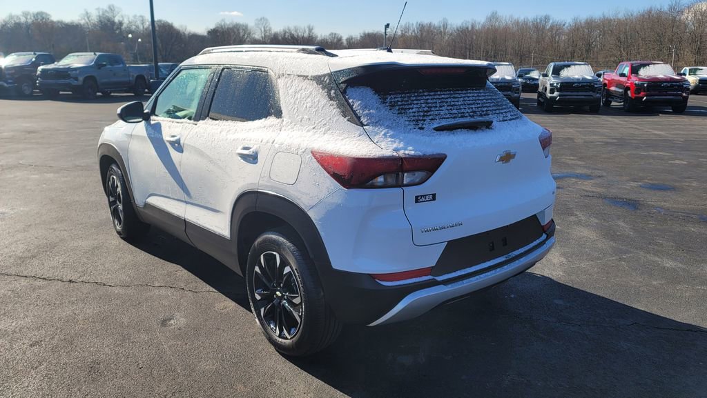 Used 2023 Chevrolet TrailBlazer LT w/ Convenience Package image 9