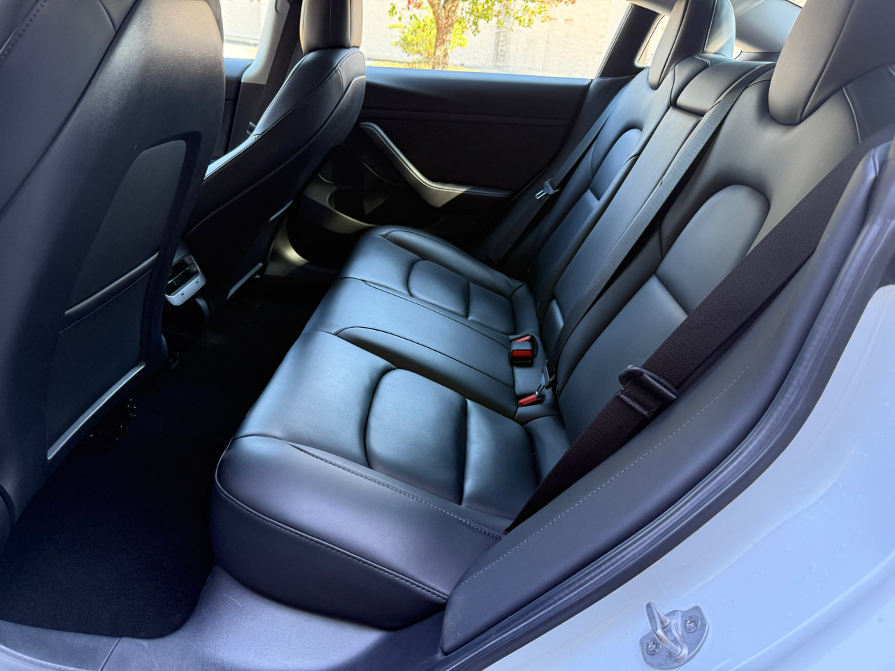 Used 2021 Tesla Model 3 Standard Range Plus image 18