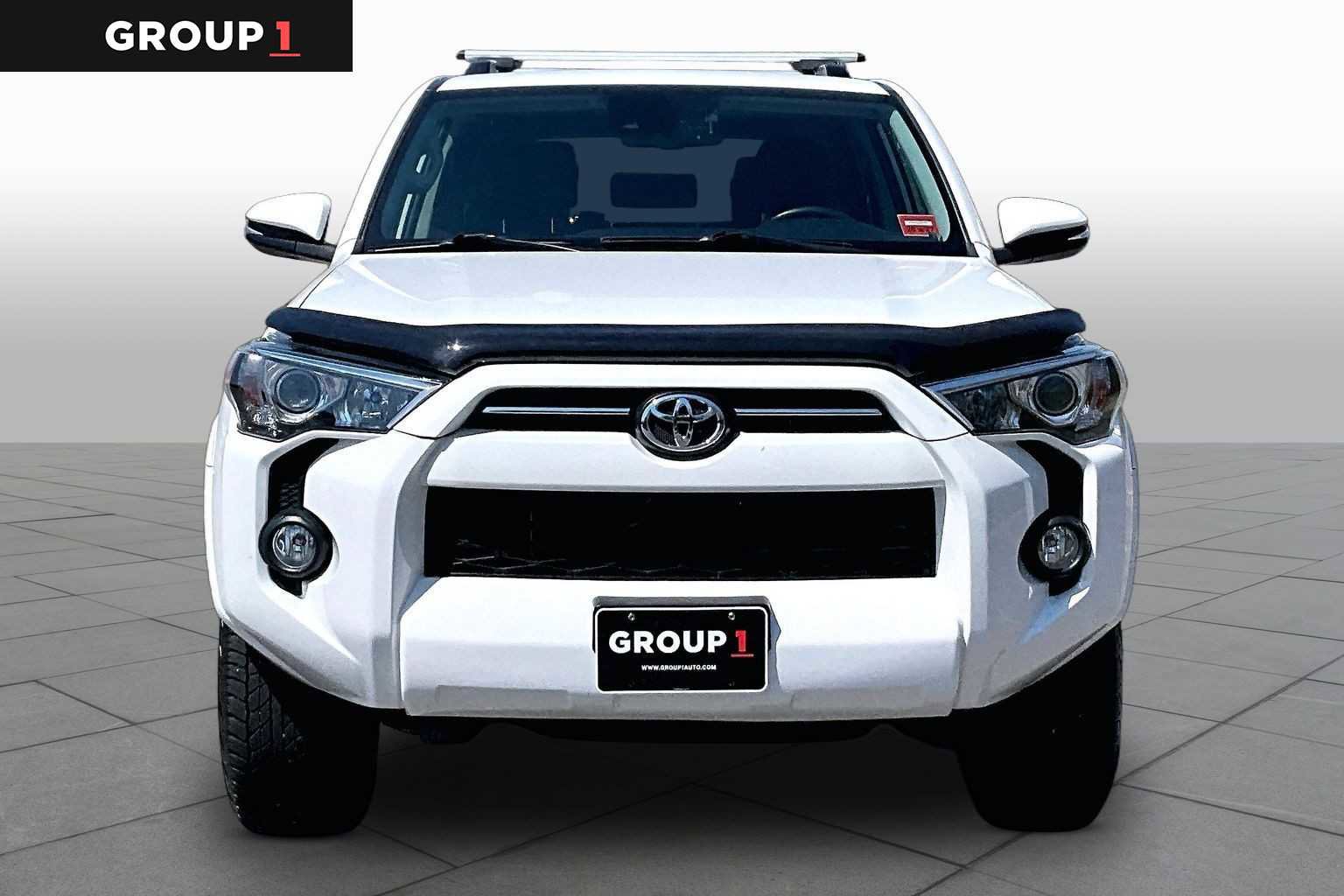 Used 2020 Toyota 4Runner SR5 Premium w/ Moonroof Package AWD/4WD image 4