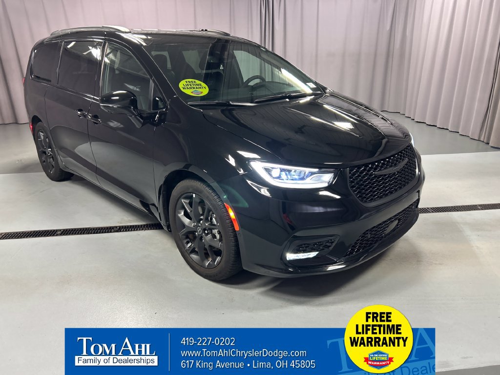 Used 2026 Chrysler Pacifica Select w/ S Appearance Package FWD 360° Tour