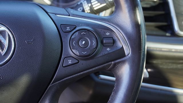 Used 2019 Buick Enclave Essence w/ LPO, Sport Appearance Package image 30