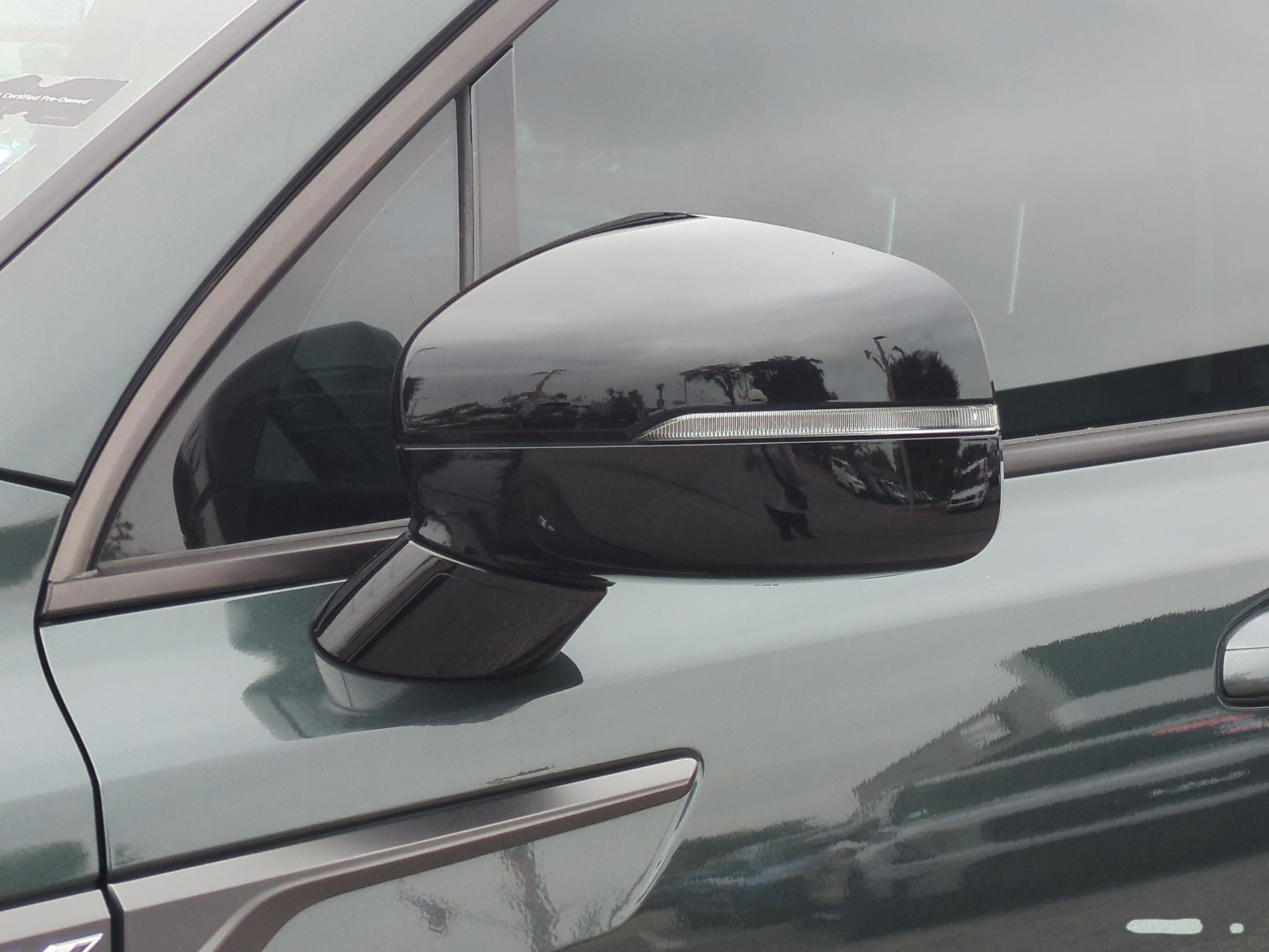 Certified 2023 Kia Sorento S w/ Panoramic Sunroof Package AWD/4WD image 12