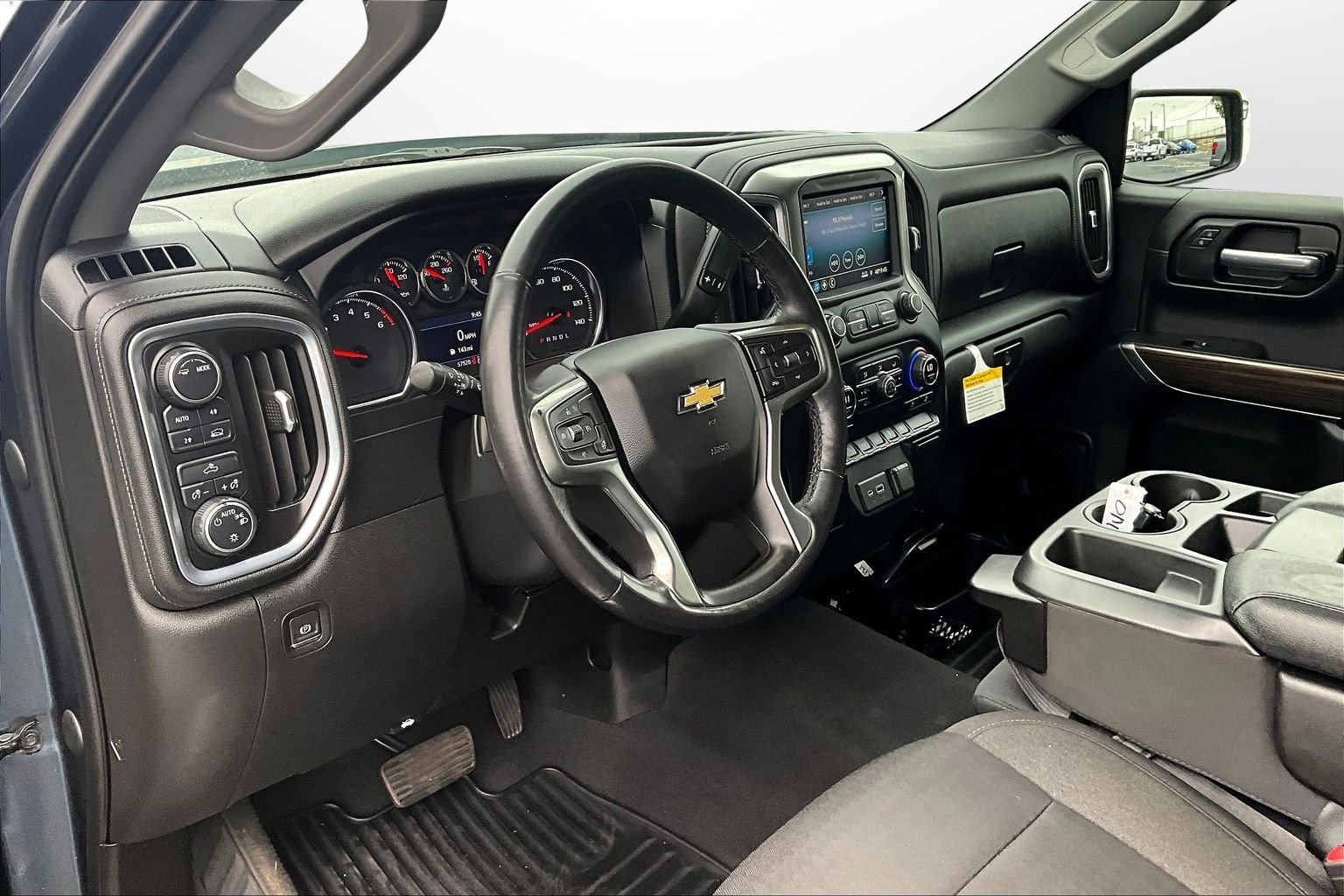 Used 2021 Chevrolet Silverado 1500 LT AWD/4WD image 20