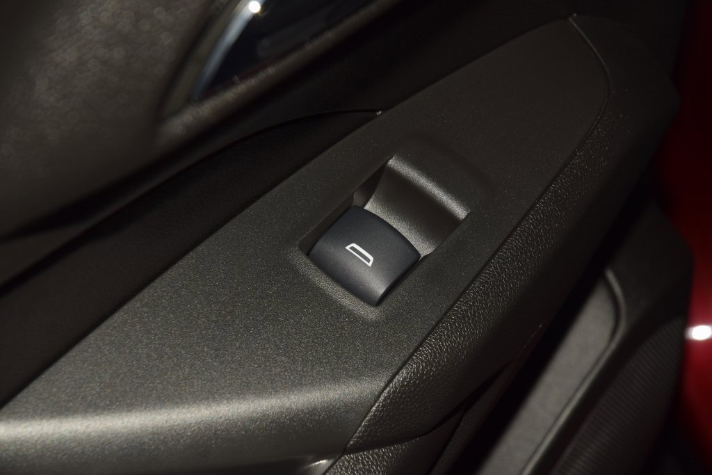 Certified 2024 Chevrolet Trax LS w/ Driver Confidence Package image 37