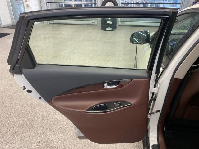 Used 2017 INFINITI QX50 2WD w/ Premium Package image 23