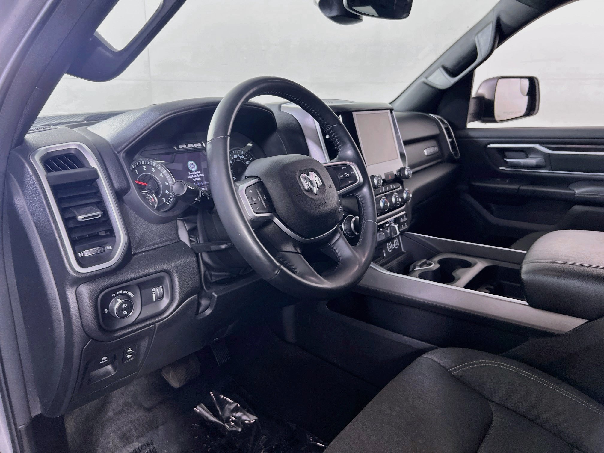 Used 2023 RAM 1500 Big Horn AWD/4WD image 9
