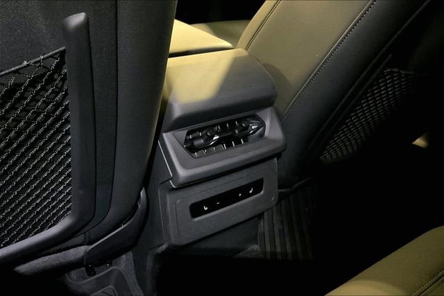 Used 2025 Audi Q6 e-tron Premium Plus w/ Premium Plus image 33