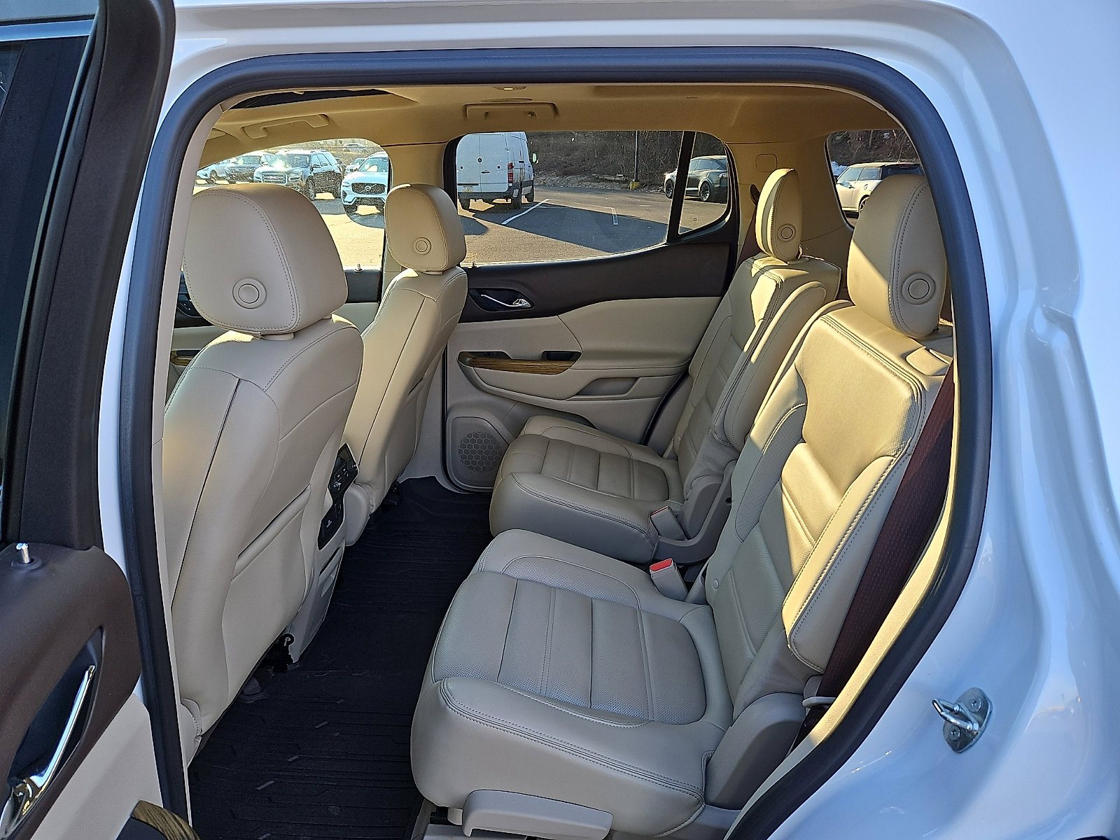 Used 2017 GMC Acadia Denali w/ Technology Package image 10