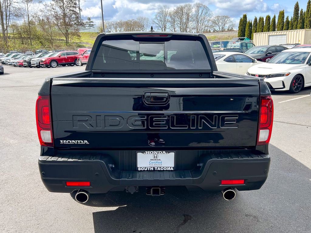 Certified 2025 Honda Ridgeline Black Edition image 12