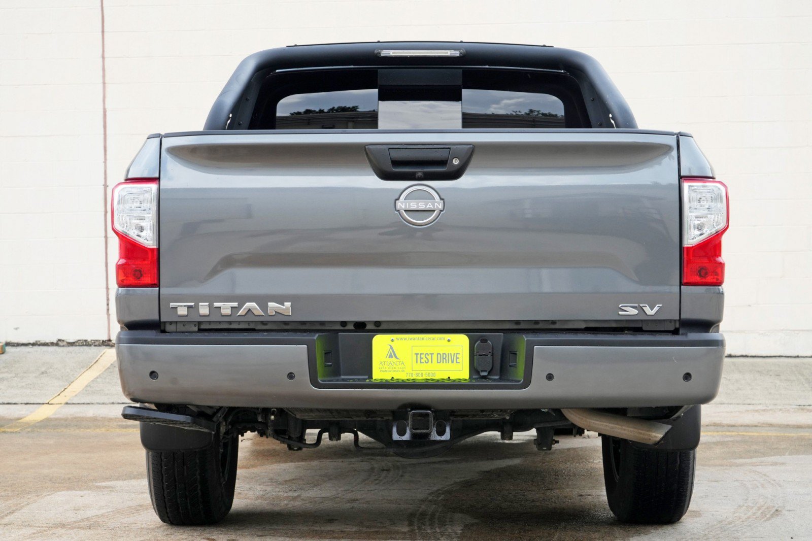 Used 2023 Nissan Titan SV w/ Accessory Utility Package RWD image 9
