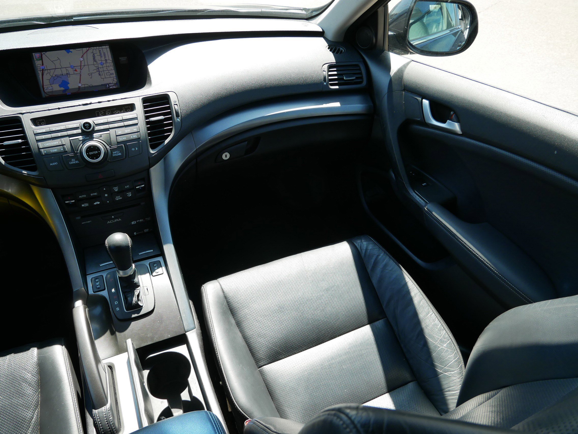 Used 2011 Acura TSX w/ Technology Package image 11