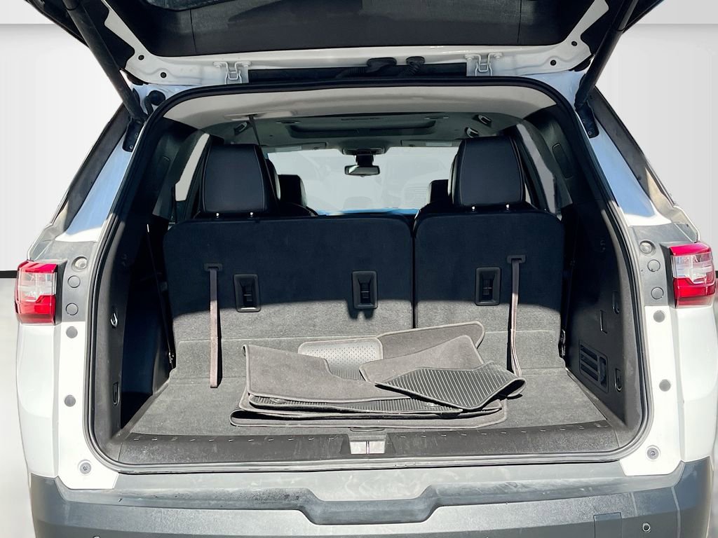 Used 2019 Chevrolet Traverse RS image 28