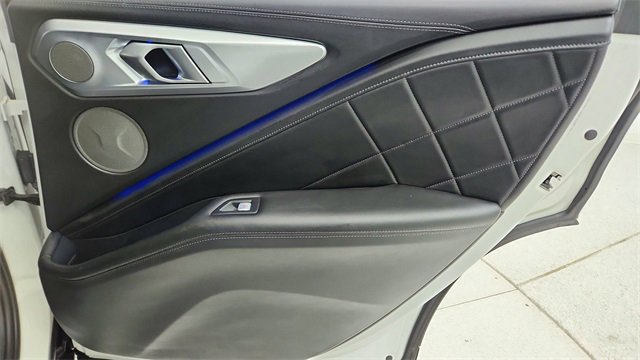 Used 2023 BMW XM image 26