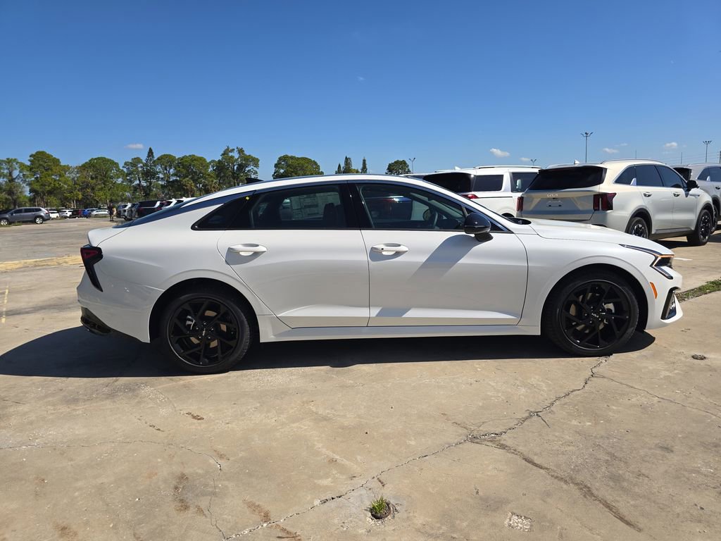 New 2026 Kia K5 GT-Line image 9