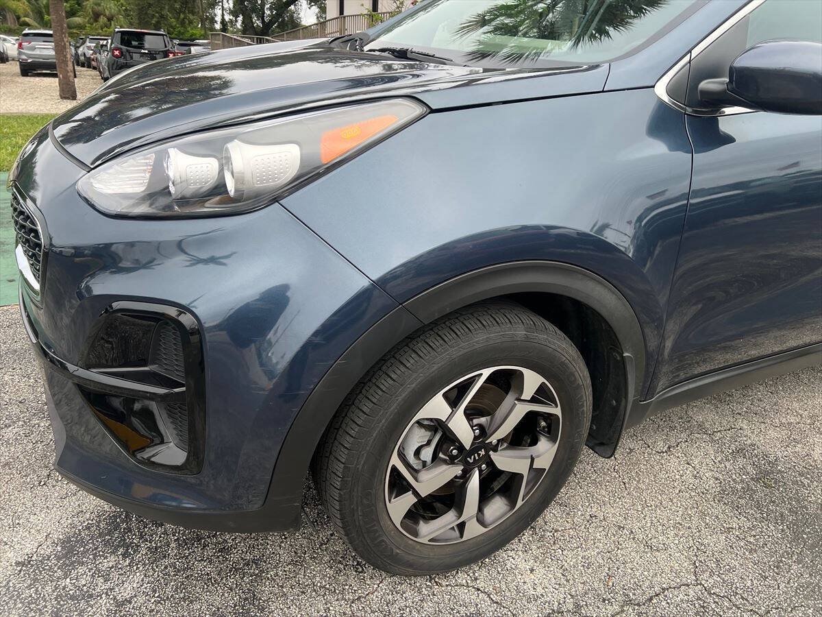 Used 2022 Kia Sportage LX FWD image 16