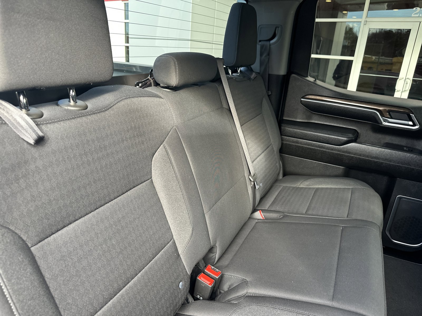 Used 2023 Chevrolet Silverado 1500 LT image 27